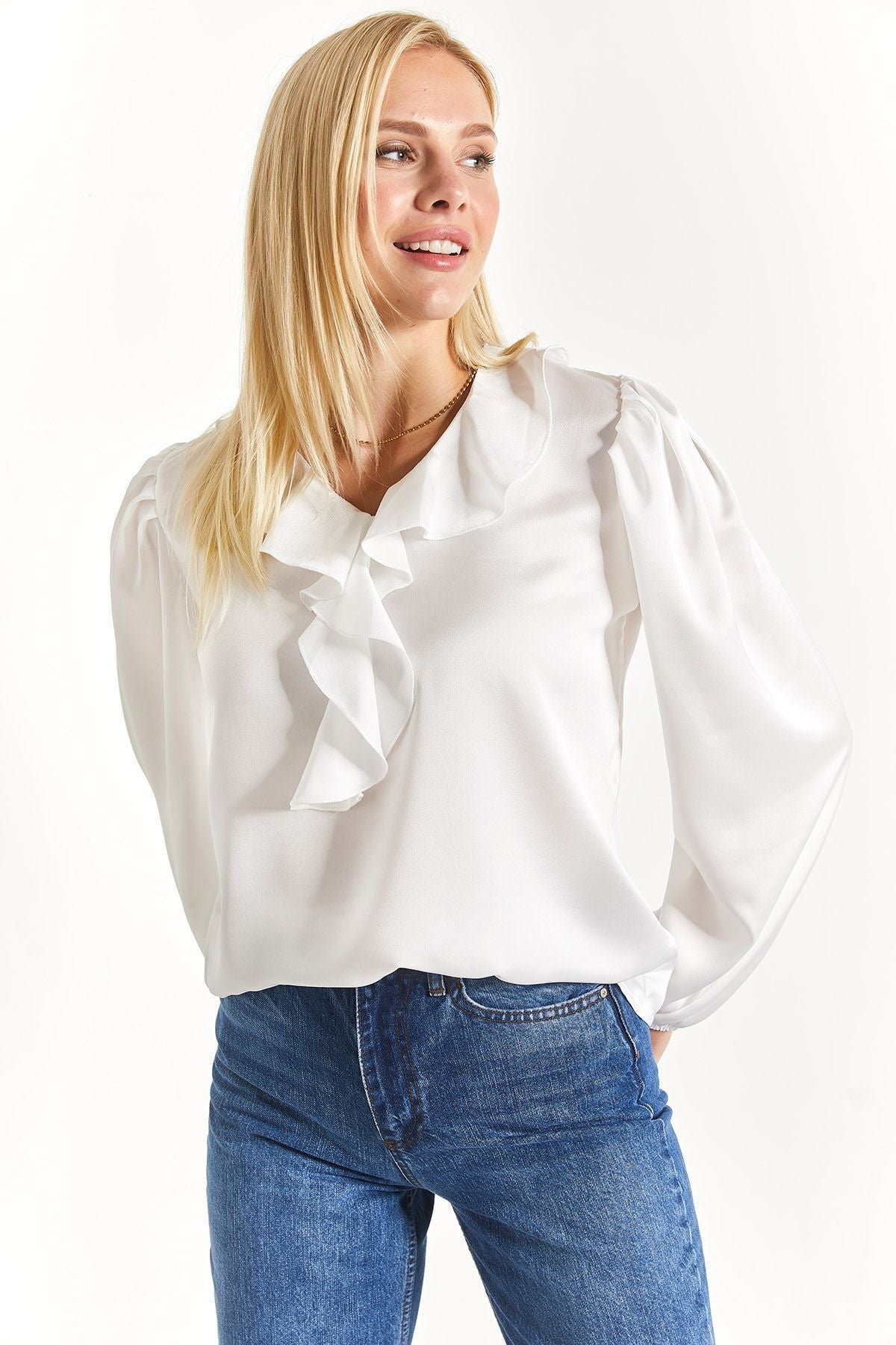 WOMEN WHITE SIDE RISE SHOOTED HANDLED HAND RAST COTTON SATIN BLOSE ARM-22K001059