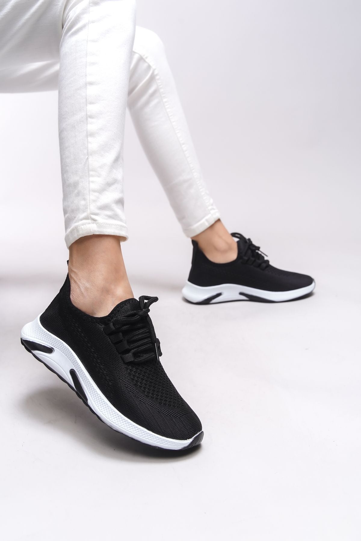 Thiebzar Unisex Sneaker 0012101 Black White