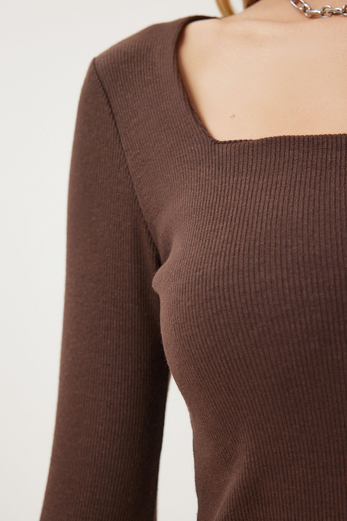 Female Brown Square Collar Wick Knitting Blouse GT00052