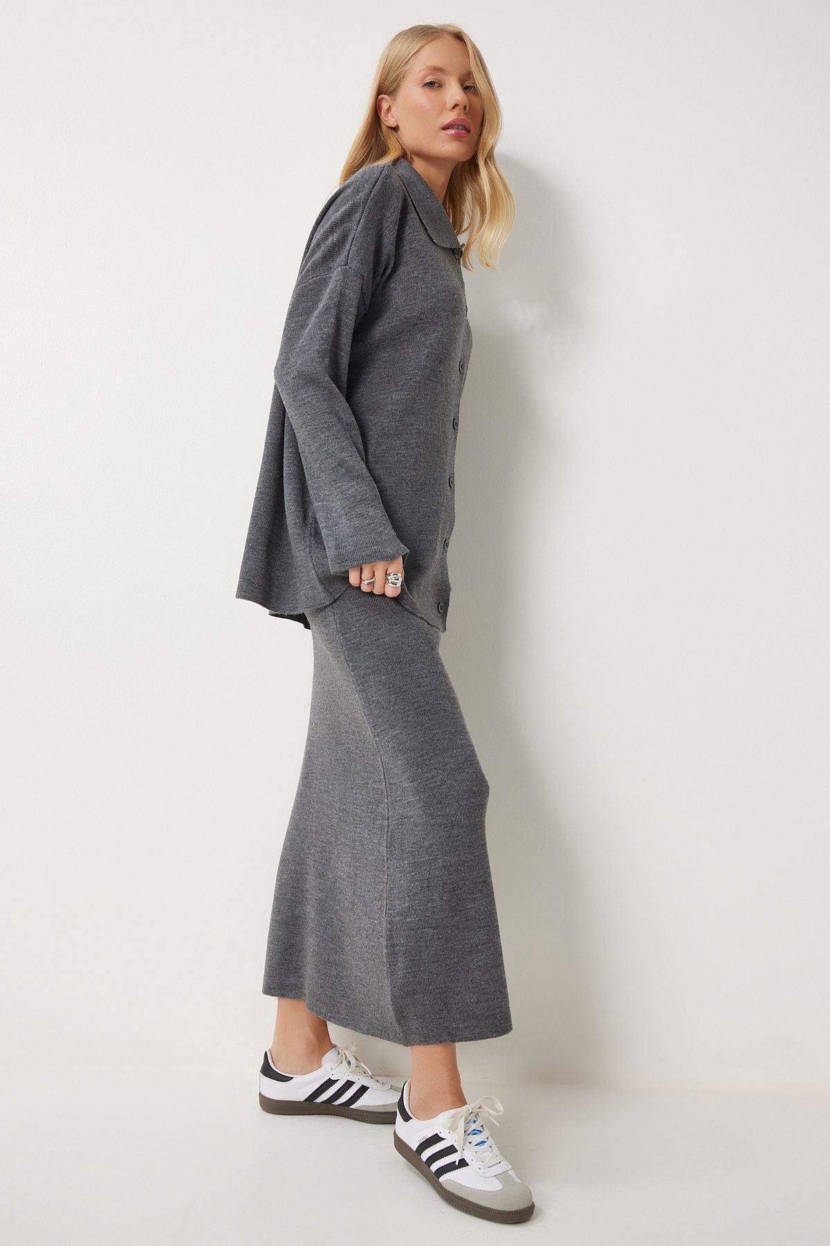 Women's Gray Polo Yaka knitwear cardigan skirt set PF00090