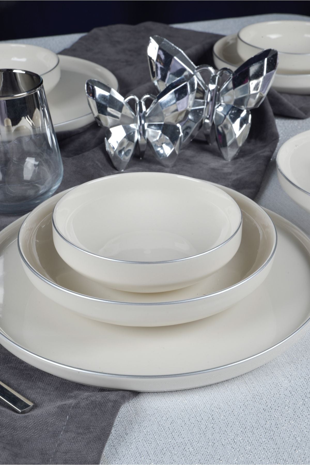 Dream Platinum Yaldız 18 Piece 6 Person Porcelain Dinner Set Broken White