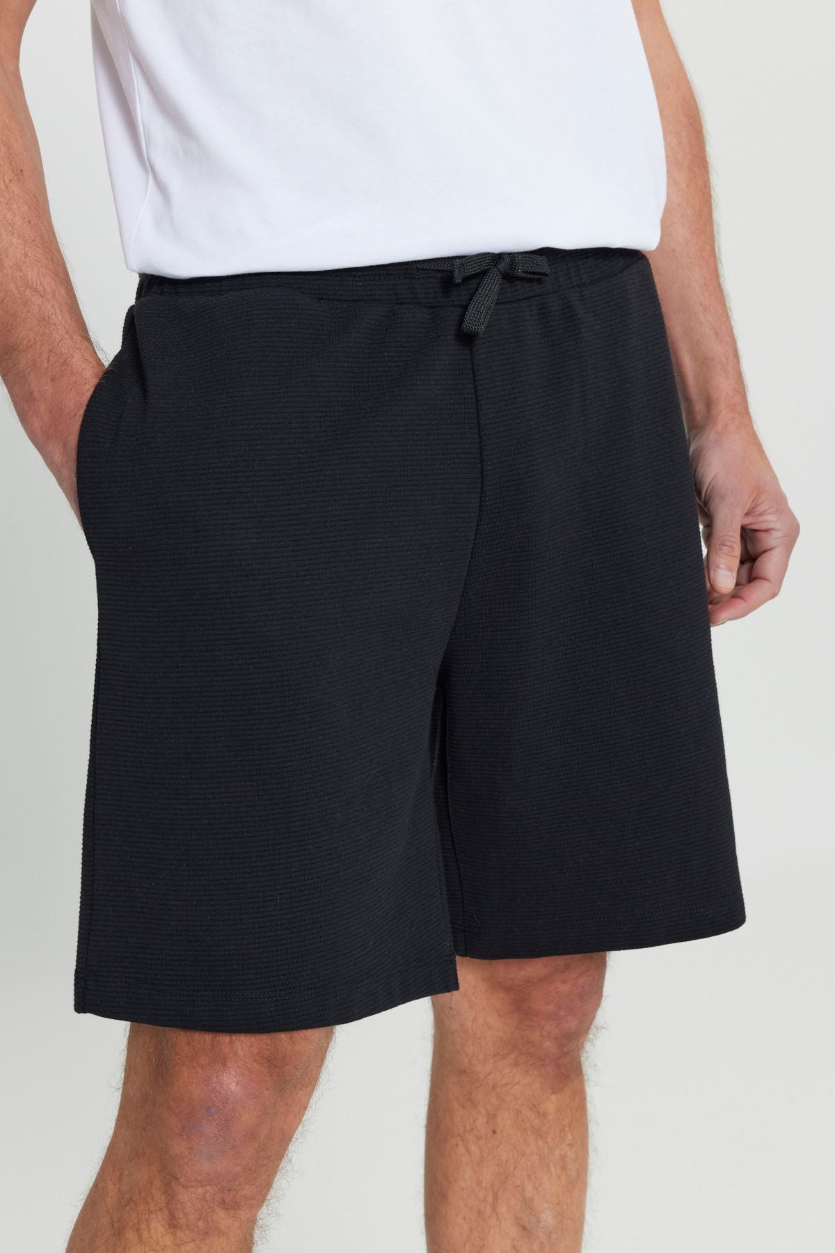 Men's Black Cotton Standard Fit Normal Cutting Waist Tied Side Pocket Knitting Shorts