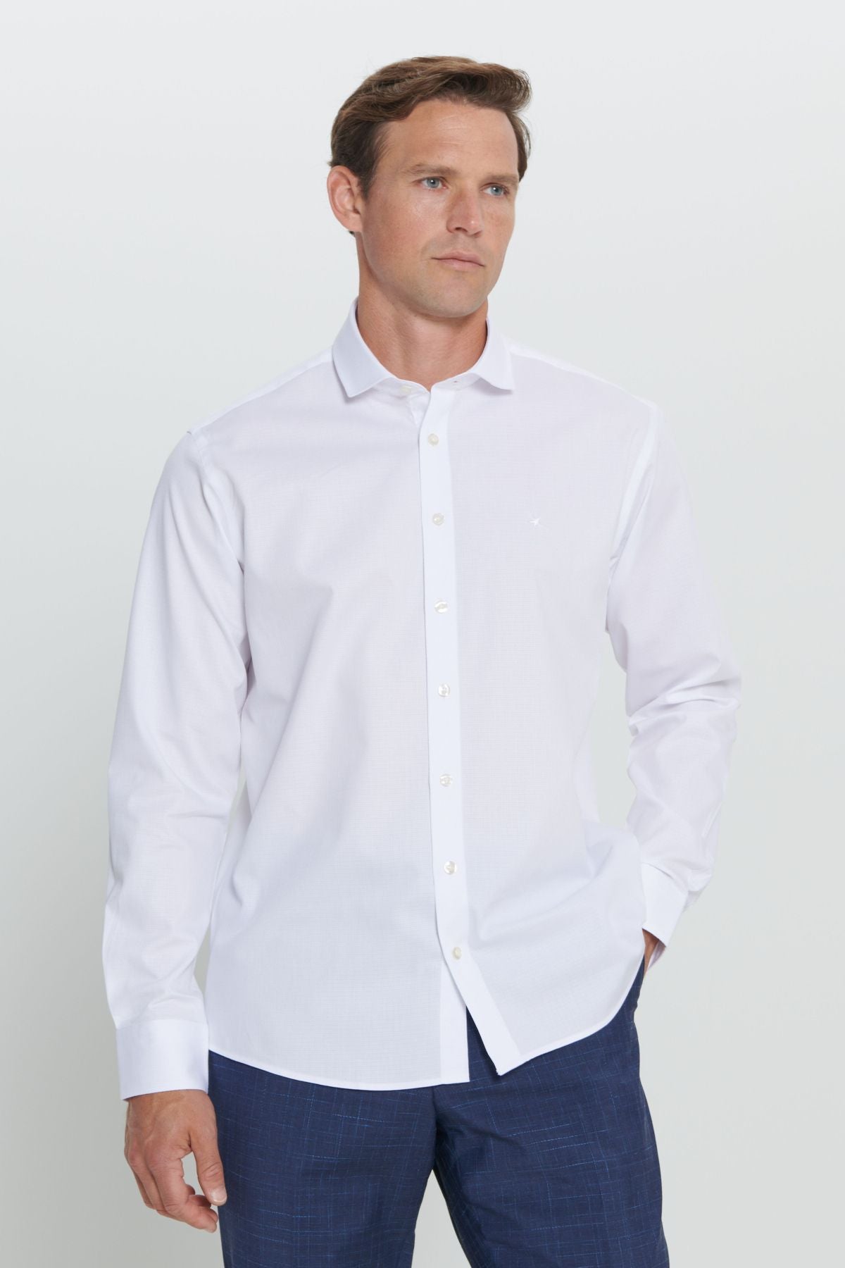 Men's white regular fit comfortable cut small Italian collar Amesty shirt