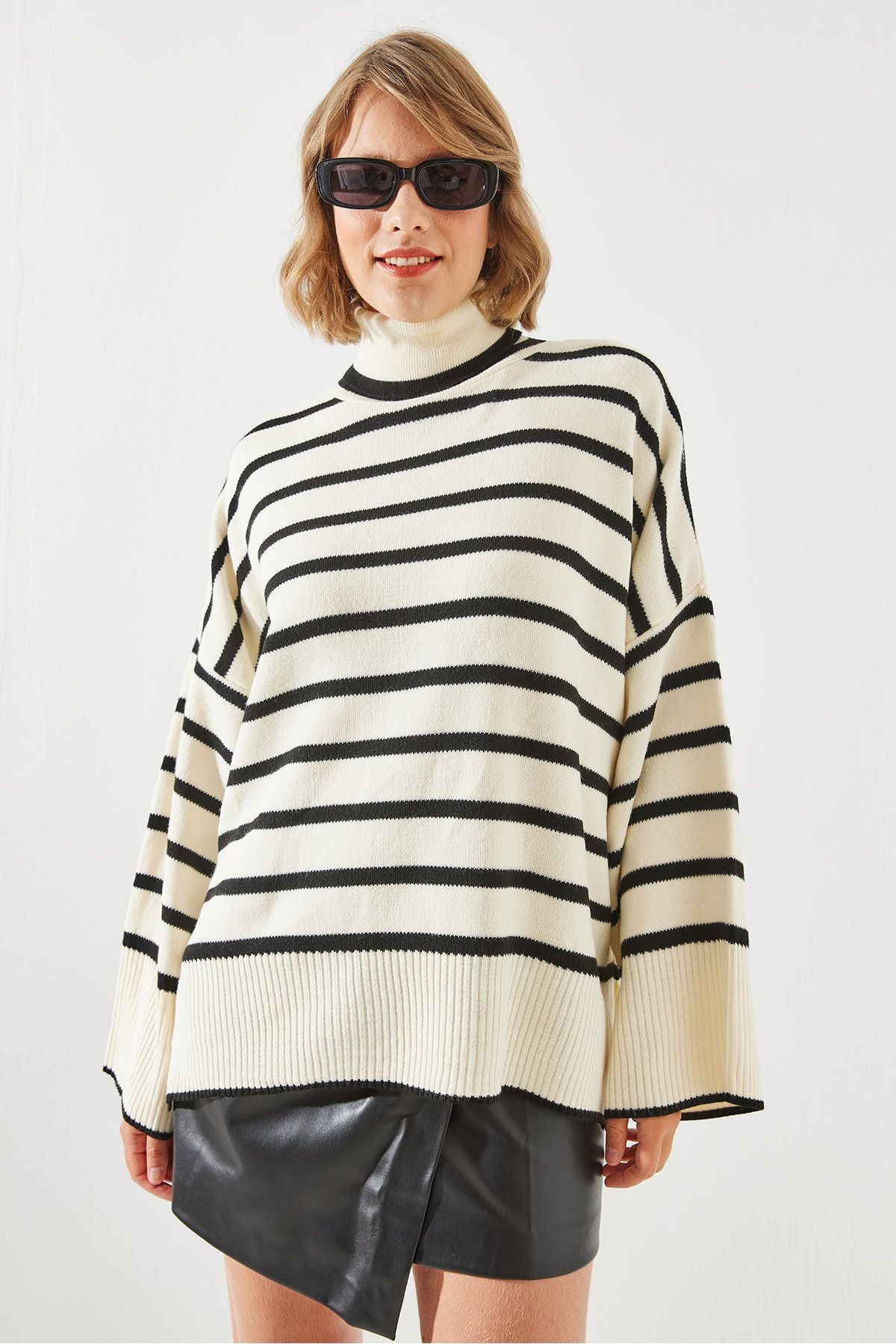 WOMEN'S striped turtleneck knitwear sweater 20221002
