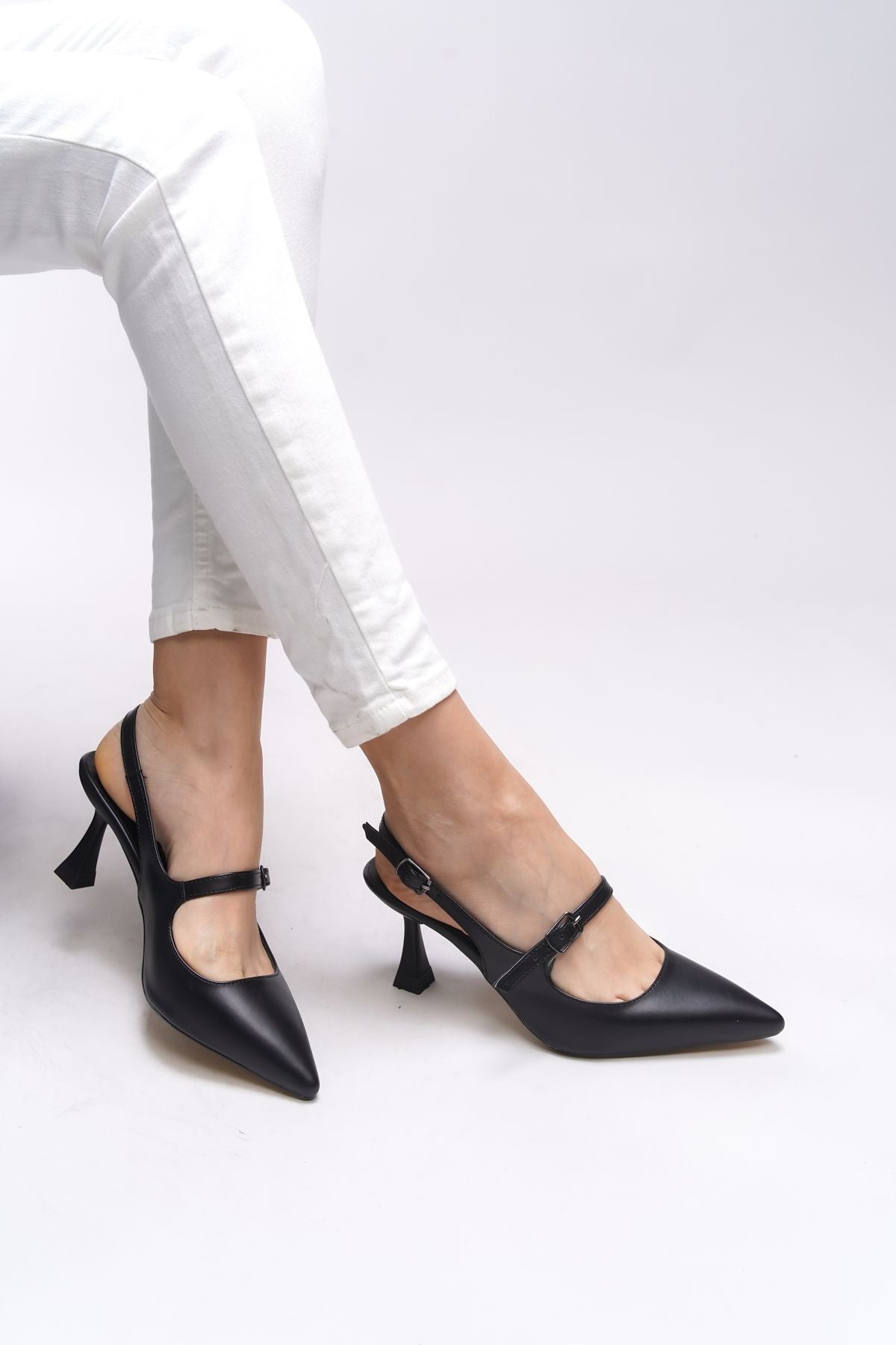 Melilendra Behind Woman Open Pointed Nose Stiletto 0012701 Black Skin