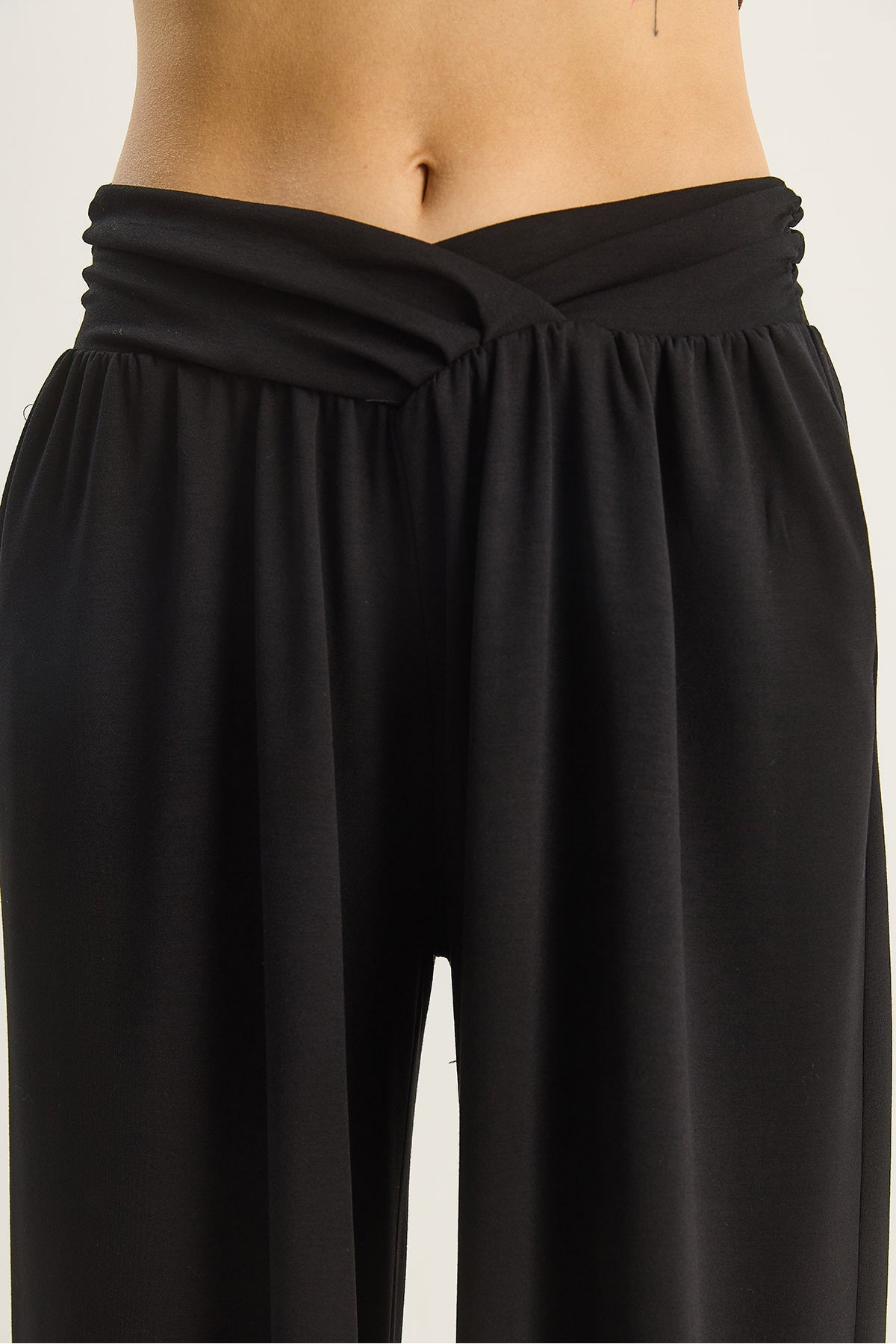 Women's Asymmetrical Waist Detailed Pocket Comfortable Modal Trousers 2137 60283657