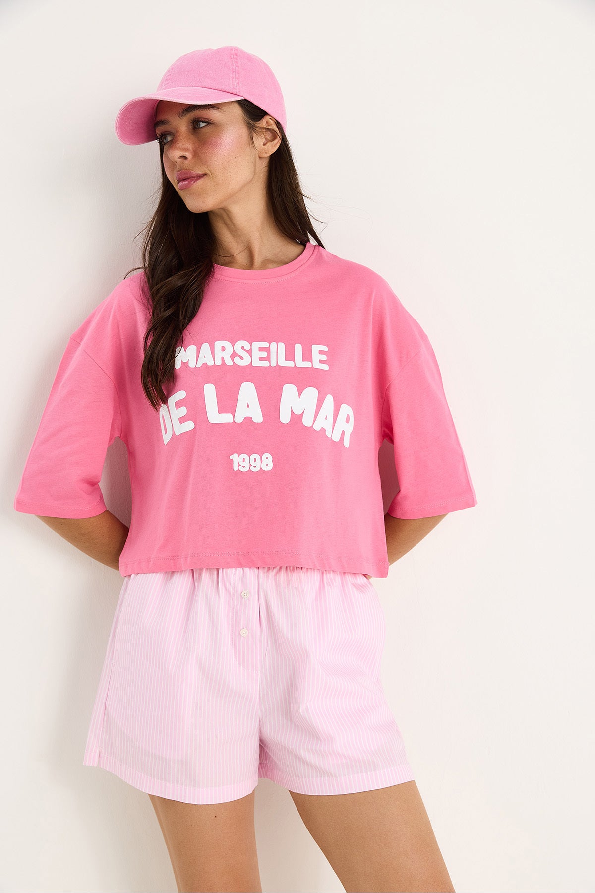 Kadın Yazı Baskılı Bisiklet Yaka %100 Pamuklu Crop T-Shirt 6705 60283450