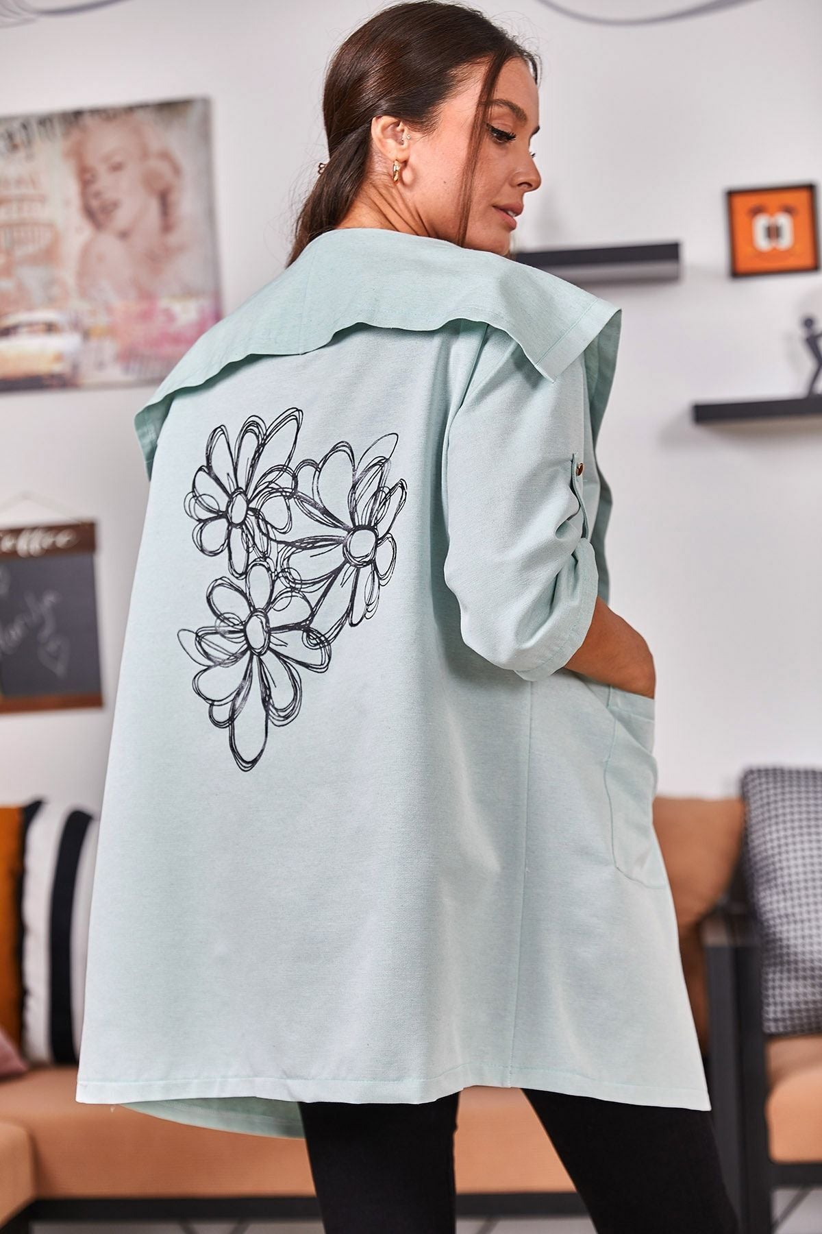 Female Mint Ristle Flower Printed Seasonal Jacket ARM-20K024030