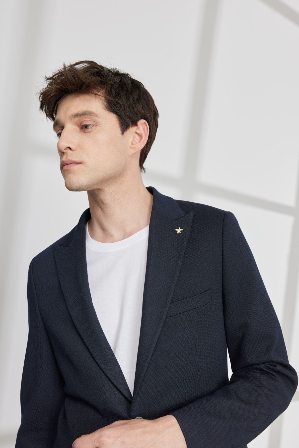 Men's navy blue slim fit narrow -cut swallow collar pattern blazer jacket