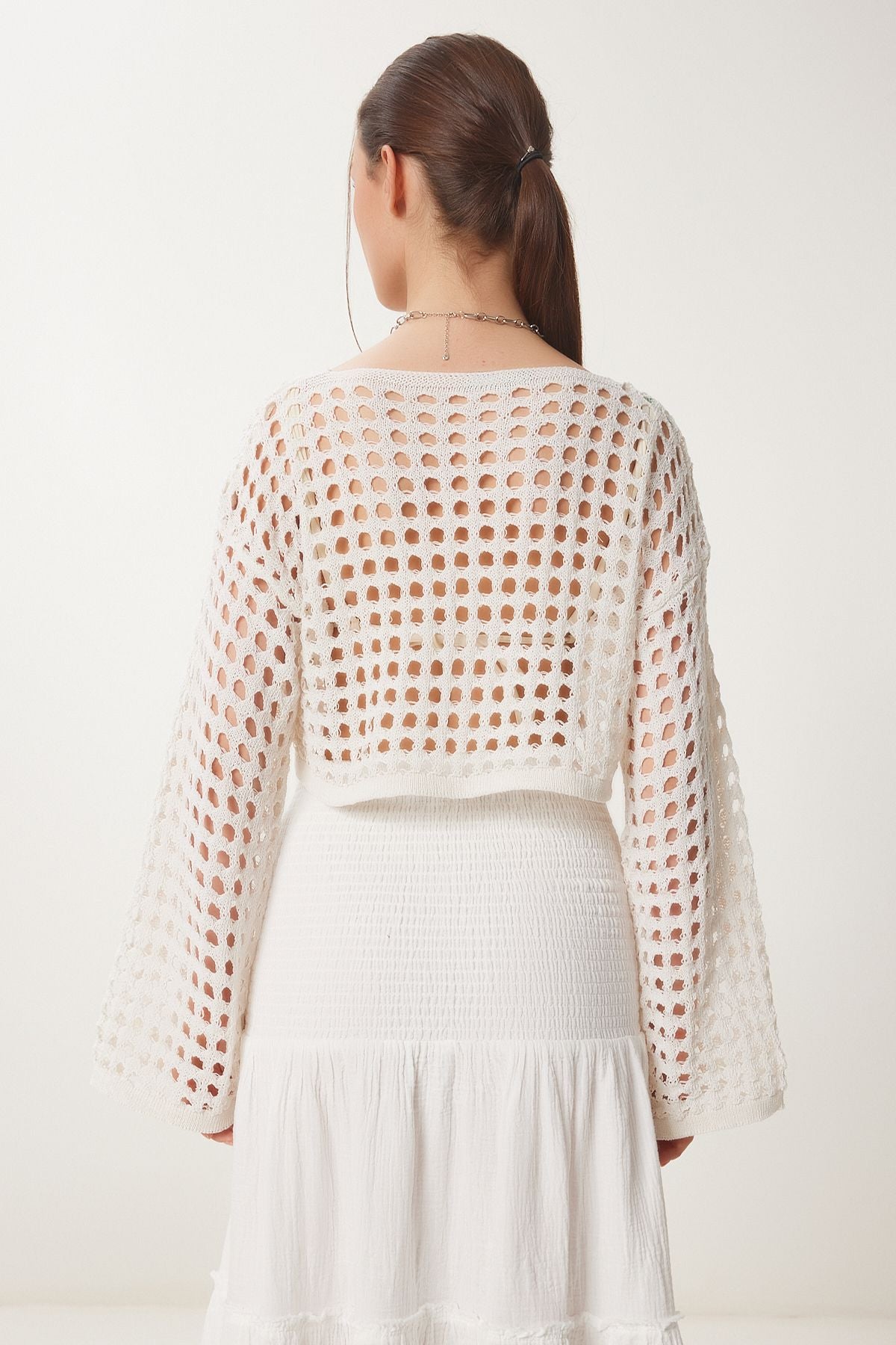 Women's Cream Spanish Arm Outline Crop knitwear blouse MC00295