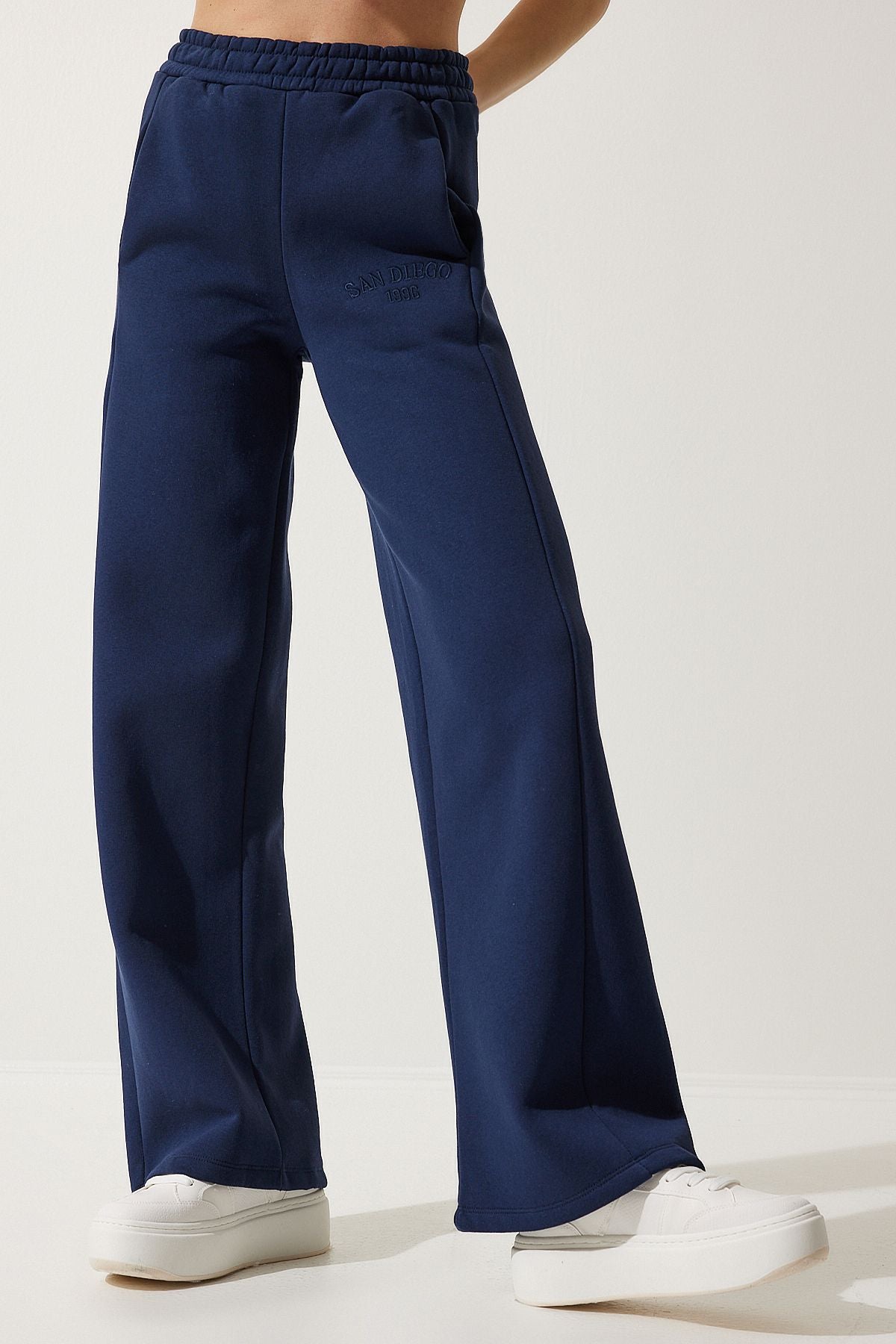 Female navy blue -bold trouser thick tracksuits six HF00445