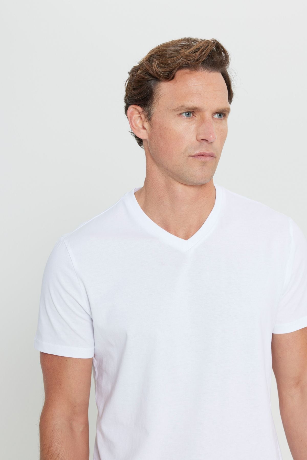 Male 100 %Cotton V -Neck White Slim Fit Narrow Cut T -shirt