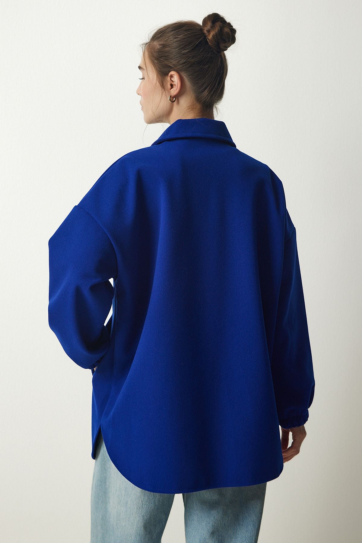 Woman Cobalt Blue Button Pocket Oversize Shirt Jacket DD01263