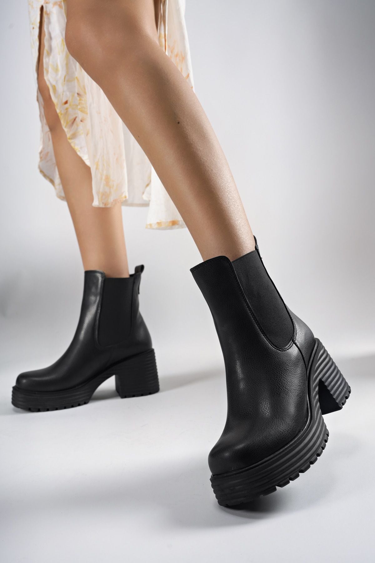 Nulilre Tire Woman Bot 0012200 Black Skin