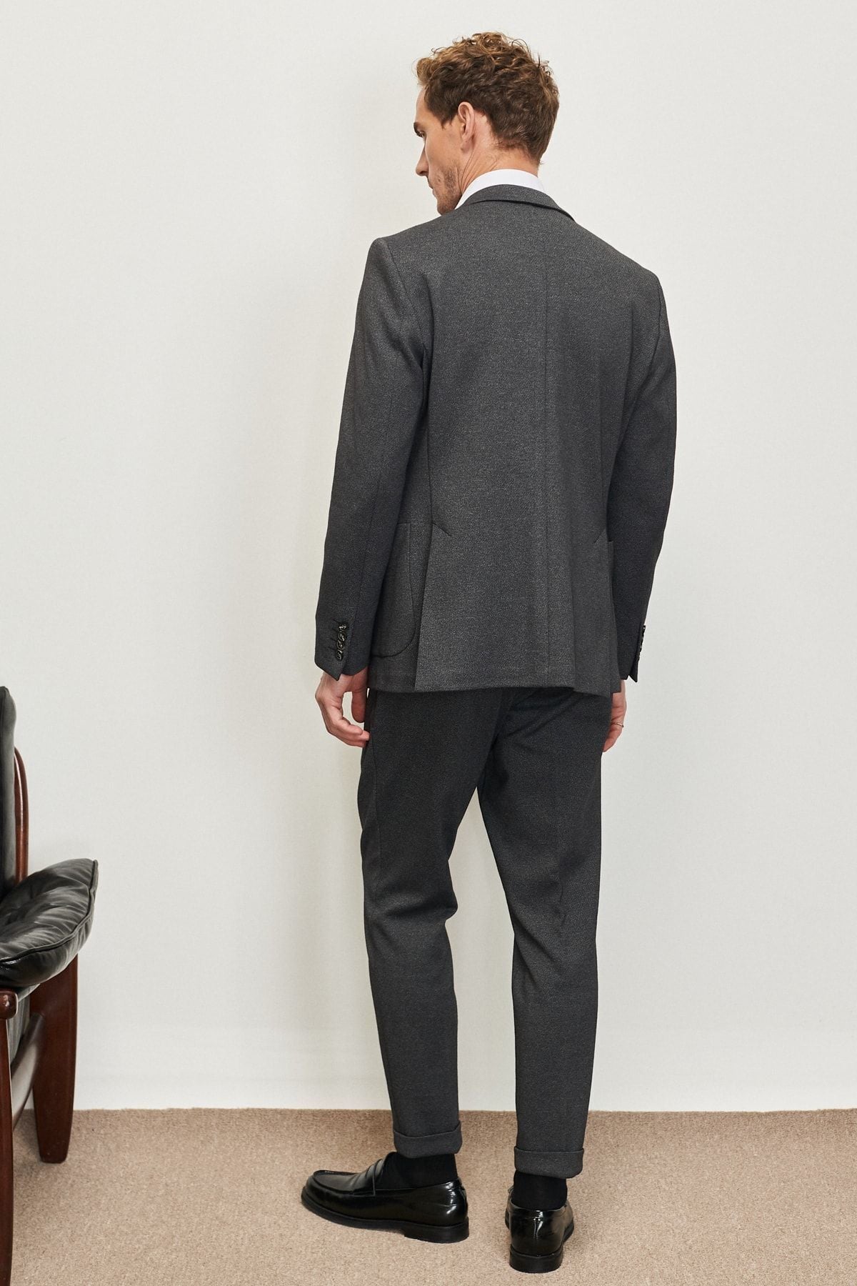 Men's anthracite extra slim fit narrow cut swallow collar diagonal patterned suit suits