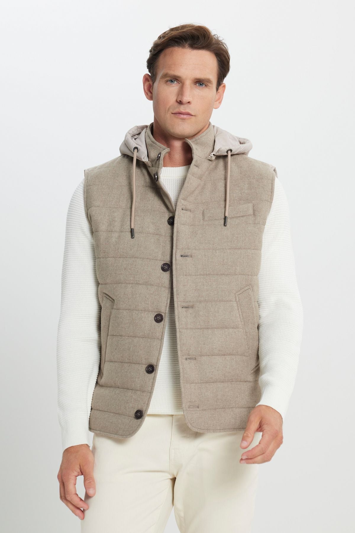 Men's beige woolen standard fit fit normal cut hooded upright collar color block vest