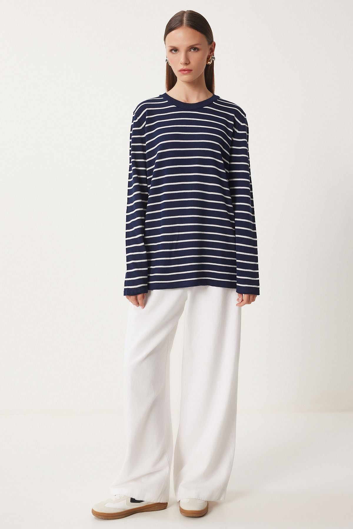 Woman Navy blue white striped seasonal knitwear sweater KB00041