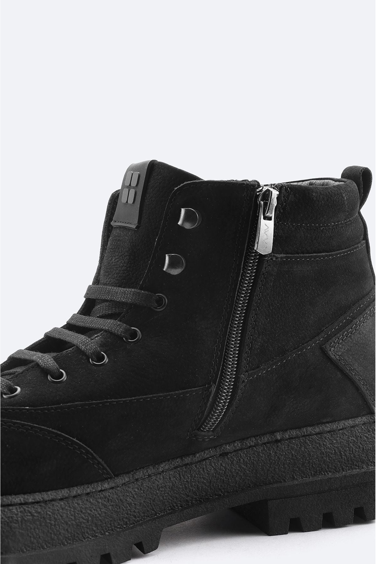 Men's Black 100 %Leather Lacing Flexible and Durable Light Termo Base Bot A32Y8010