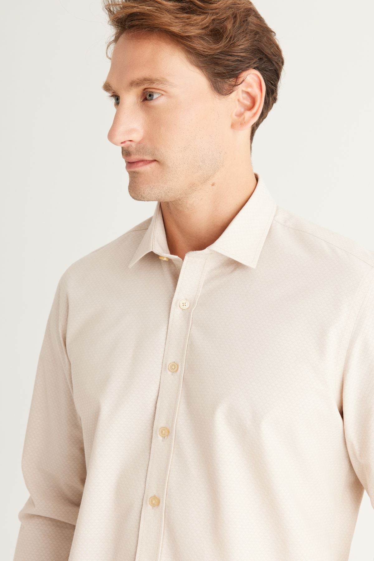 Men's beige slim fit narrow cut classic collar organic cotton shirt