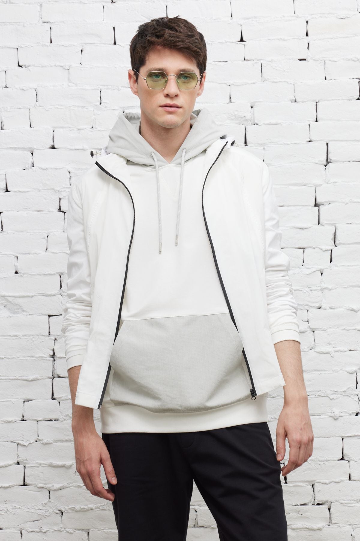 Men's White Standard Fit Normal Cutting Hooded Coat