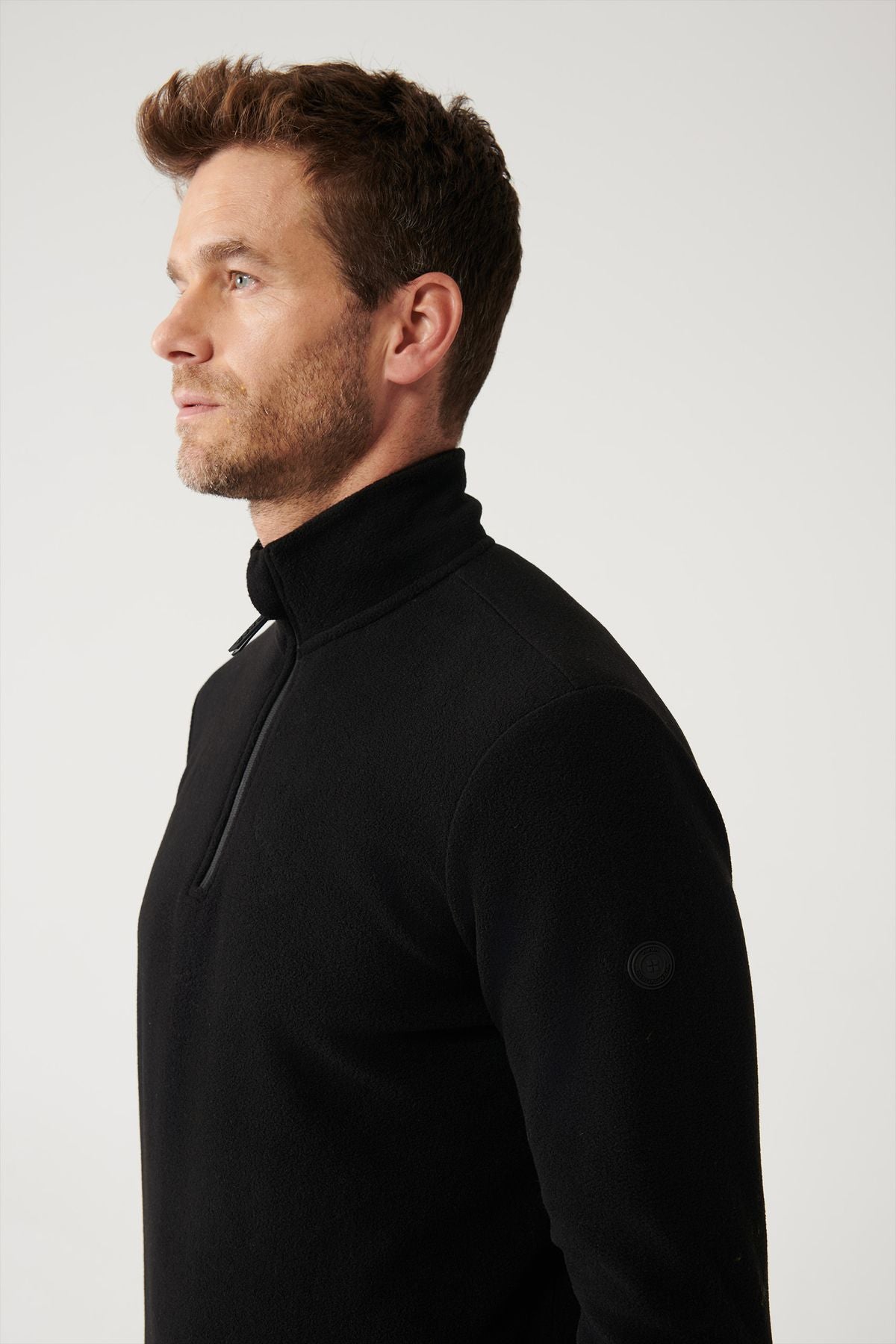 Men's black cold -resistant half -zipper with perpendicular collar polar sweatshirt E001068