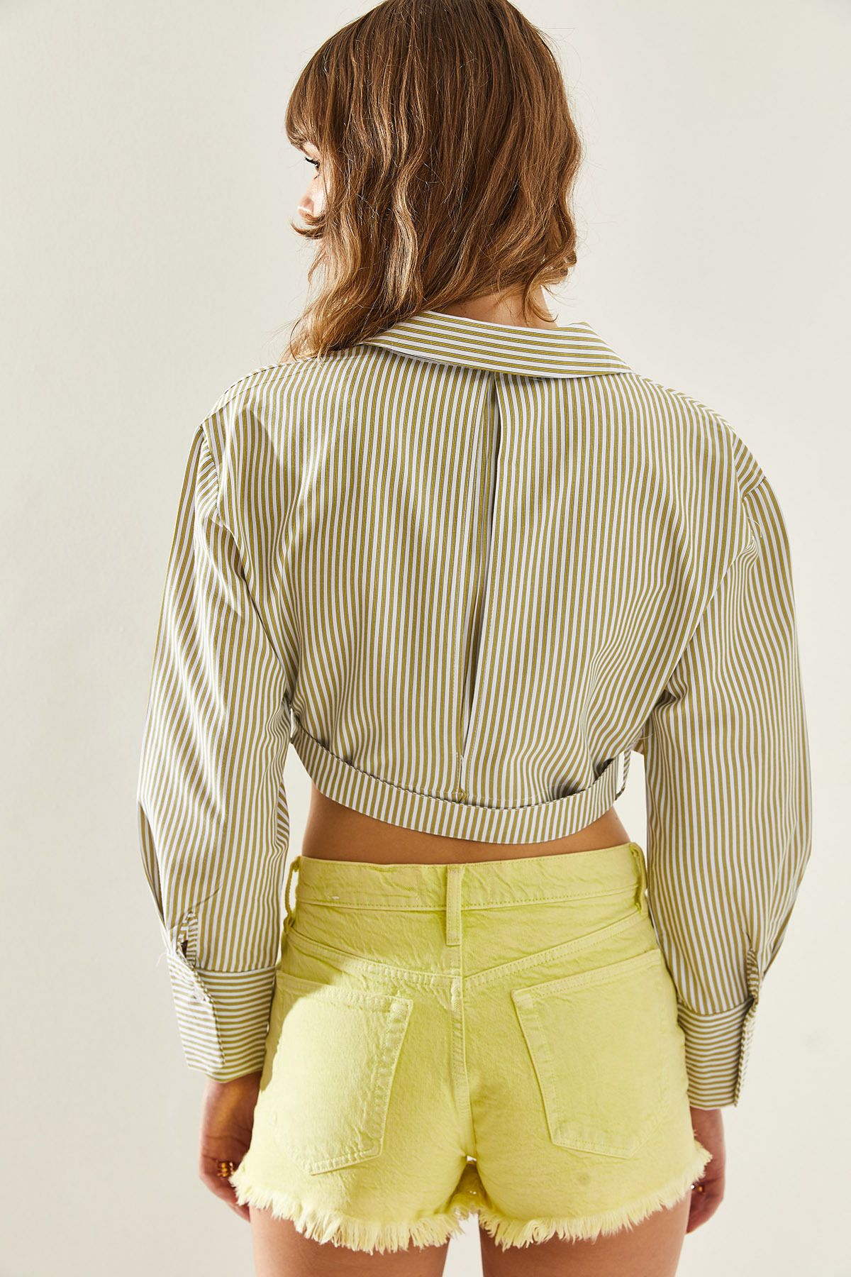 Female Belt detailed striped crop shirt 4441 60251322