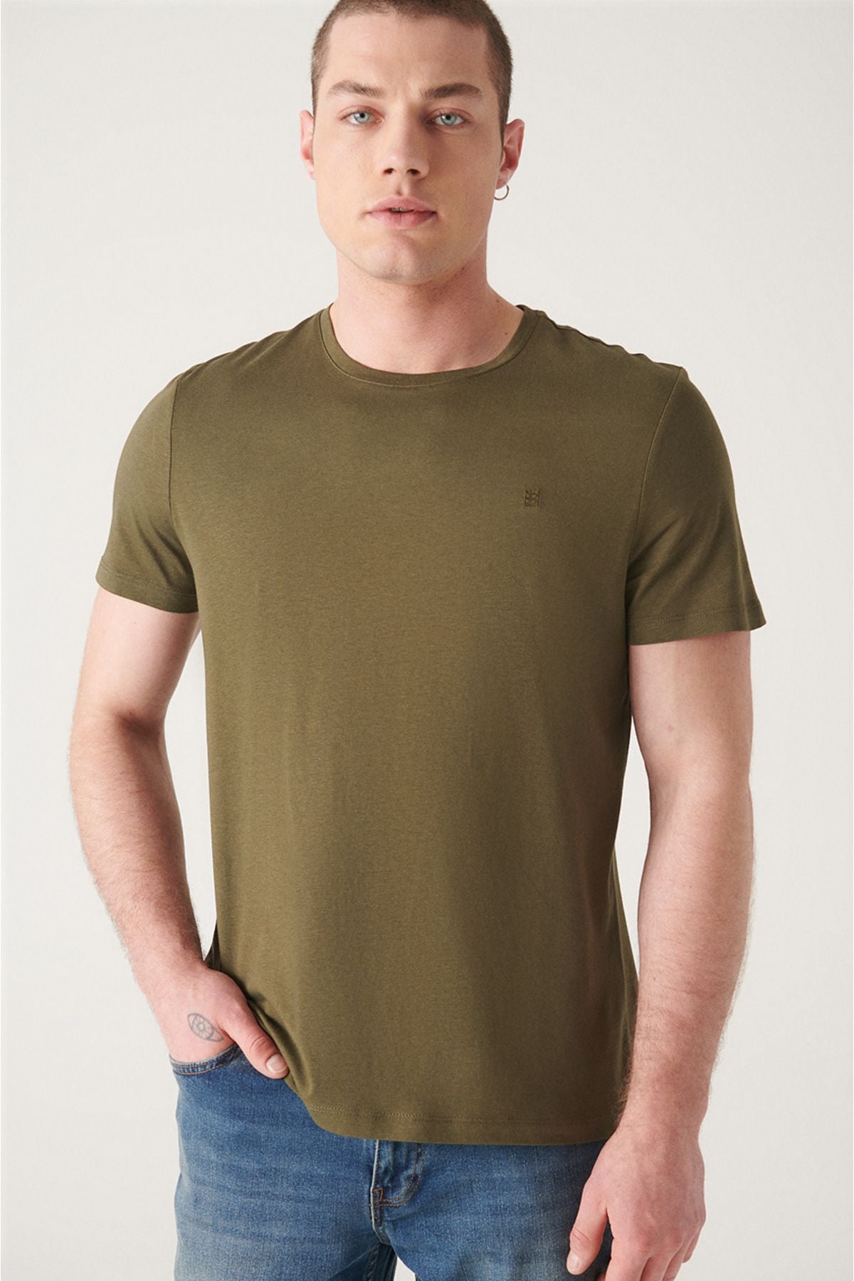 Men's Khaki Ultrasoft Bicycle Cotton Cotton Basic T-Shirt E001171