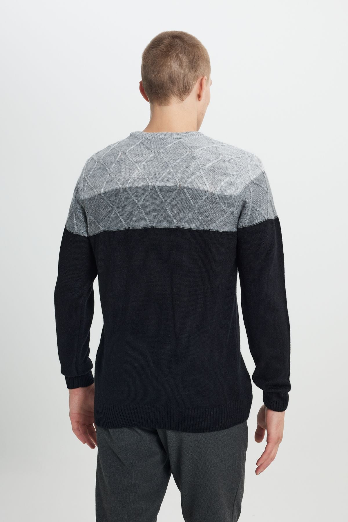 Men's Gray-Black Standard Fit Normal Cut Normal Class Colorblock Patterned Knitwear Kazakh