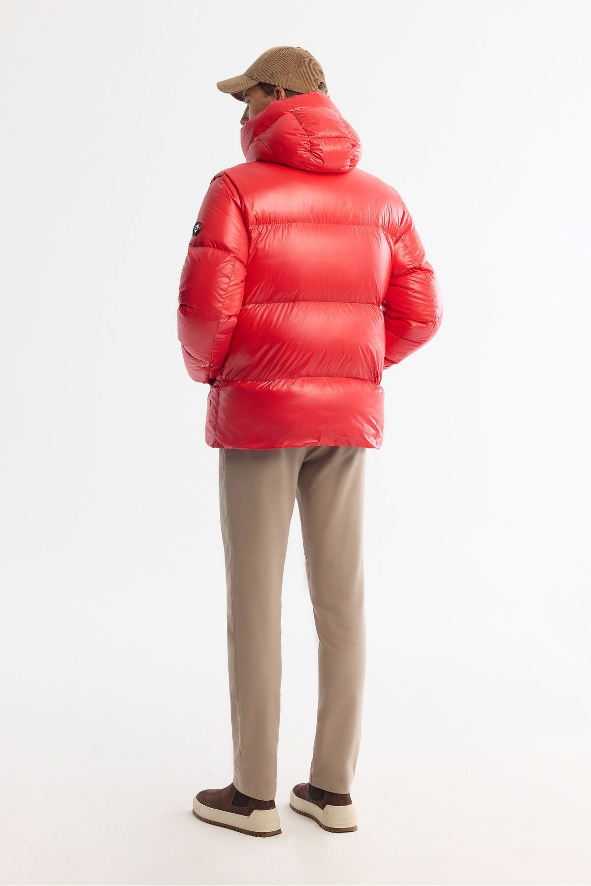 Men's red hooded goose feather water relief windproof -20 degrees resistant swelling coat A42y6182