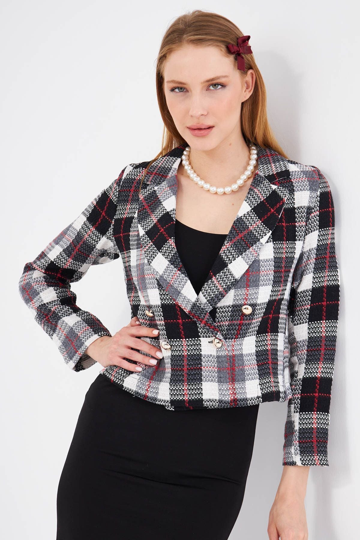 Woman Red-Black Cruve Yaka Tüvit Crop Jacket ARM-24K001014