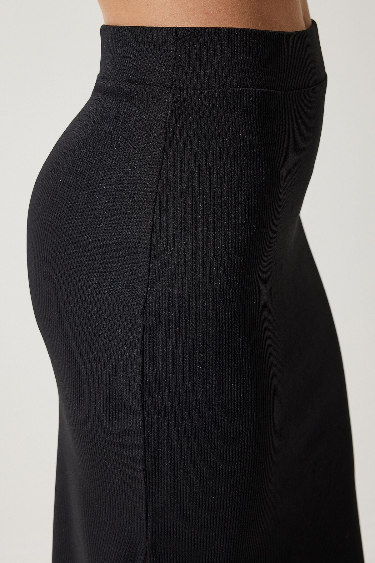 Woman Black Hanger Crop pencil skirt knitting set OW00041