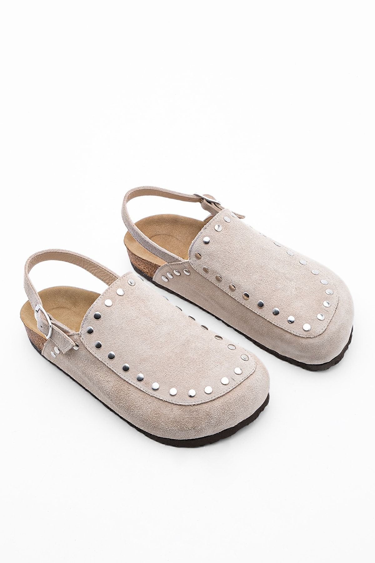 Woman Genuine Leather Eva Base front in front of the closed staple daily sandals bolve beige