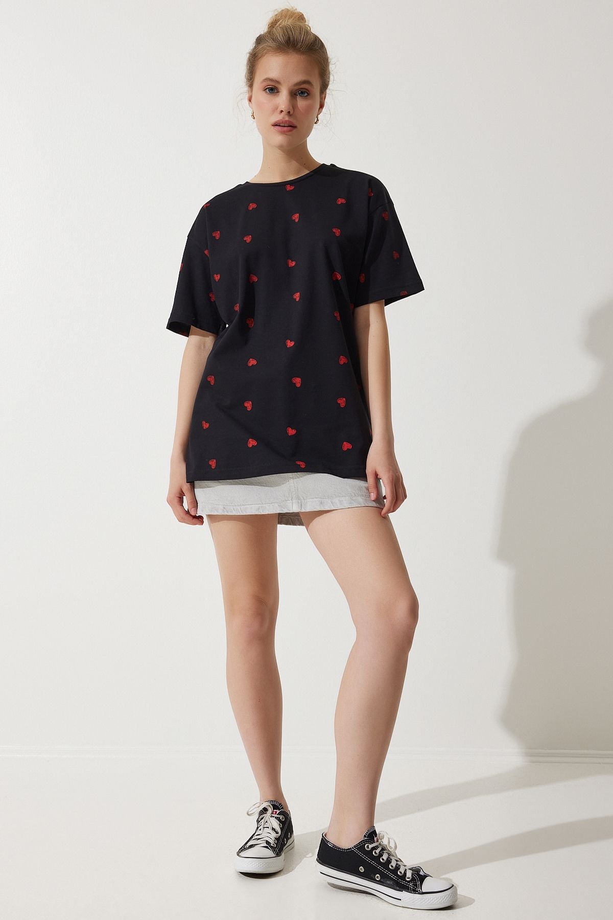 Female Black Heart 100 %Cotton Oversize Long Knitting T-shirt NJ00148