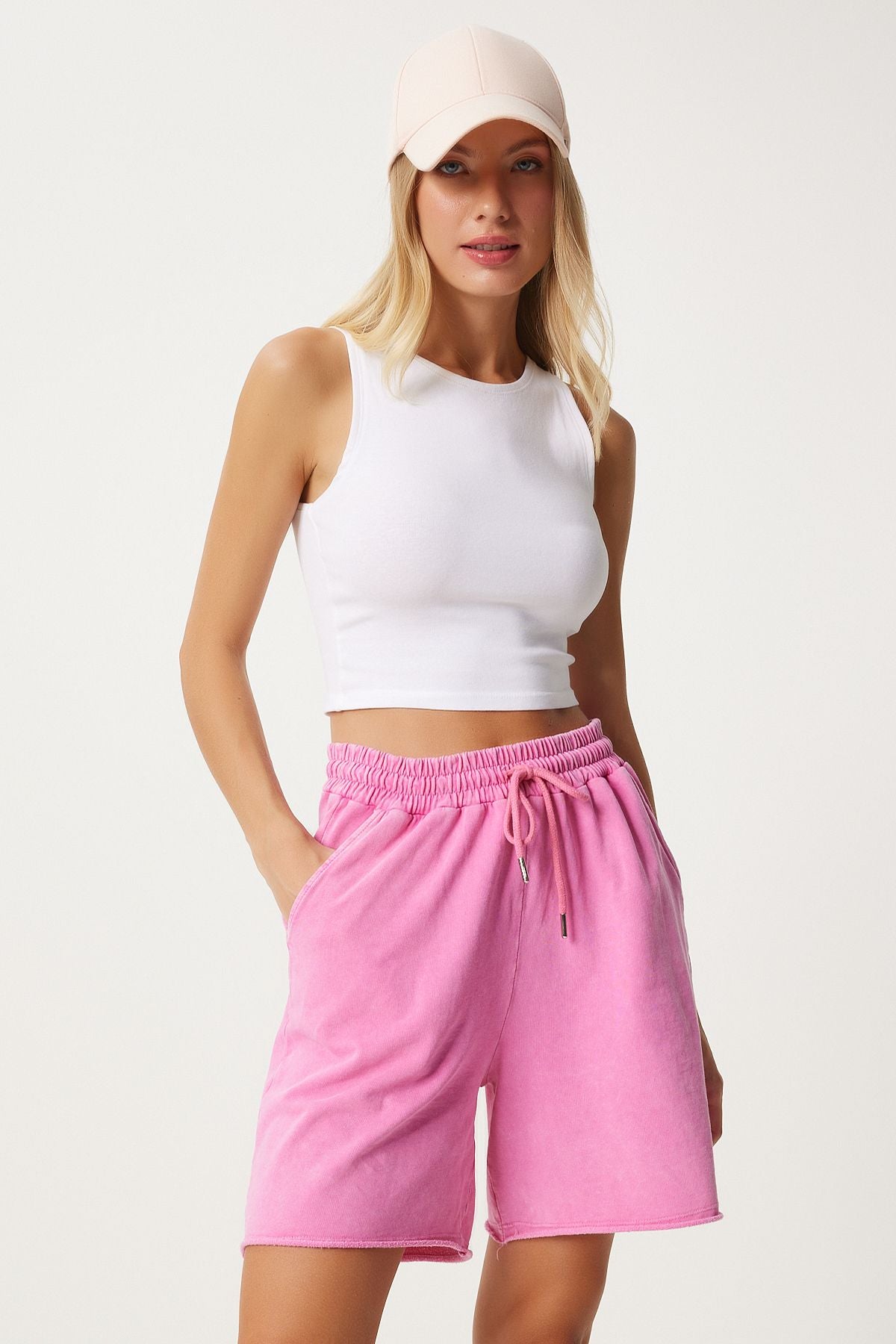 Woman Pink Washing Knitting Tracksuit Short HW00012