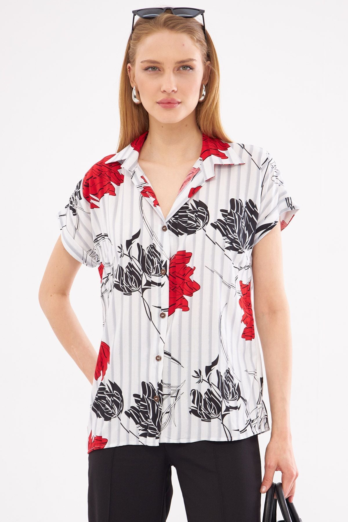 Woman Red Patterned Short Arm Shirt ARM-221052