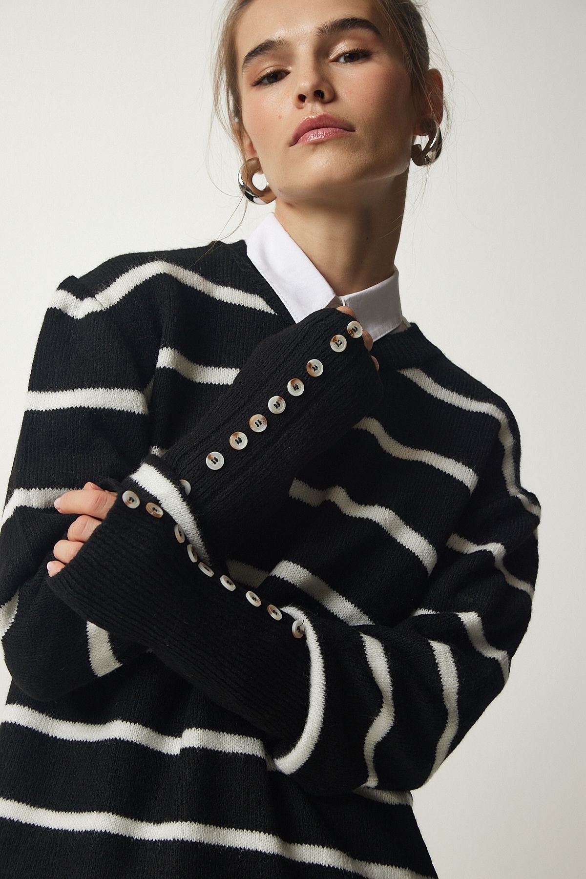 Woman Black striped knitwear sweater NF00073