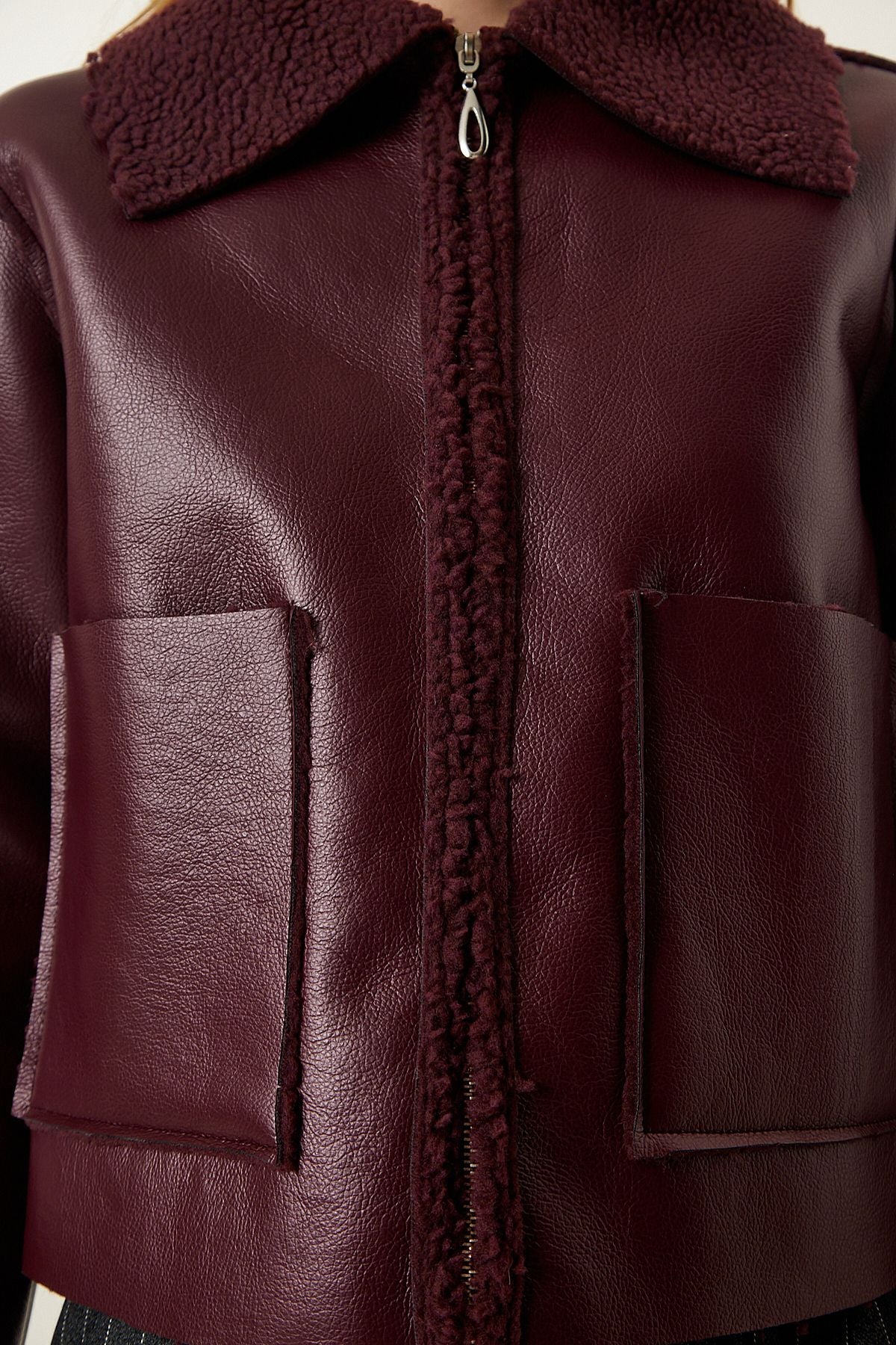 Women's Fur Fur Yaka Wide Pocket Artificial Leather Jacket TP00027