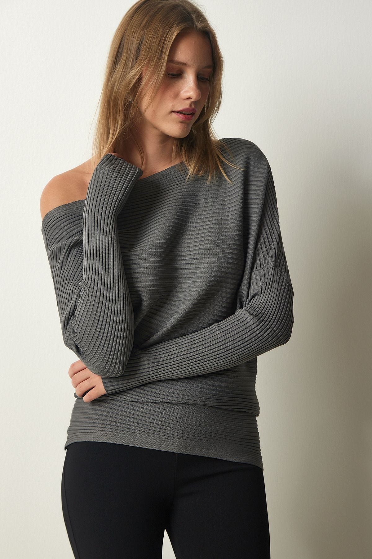 Female anthracite asymmetrical collar wick sweater FN03138