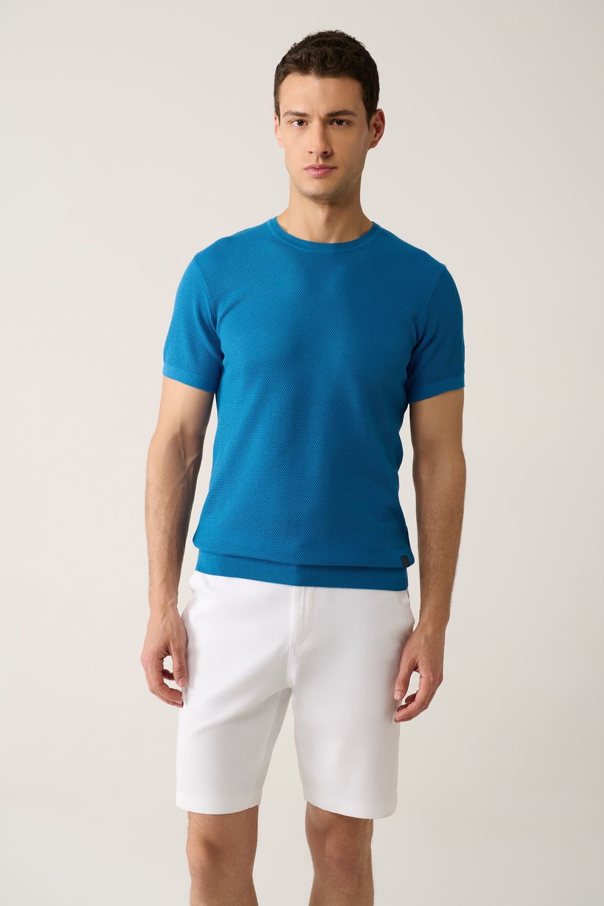 Men's Blue Bicycle Neck textured cotton knitwear T-shirt E005027