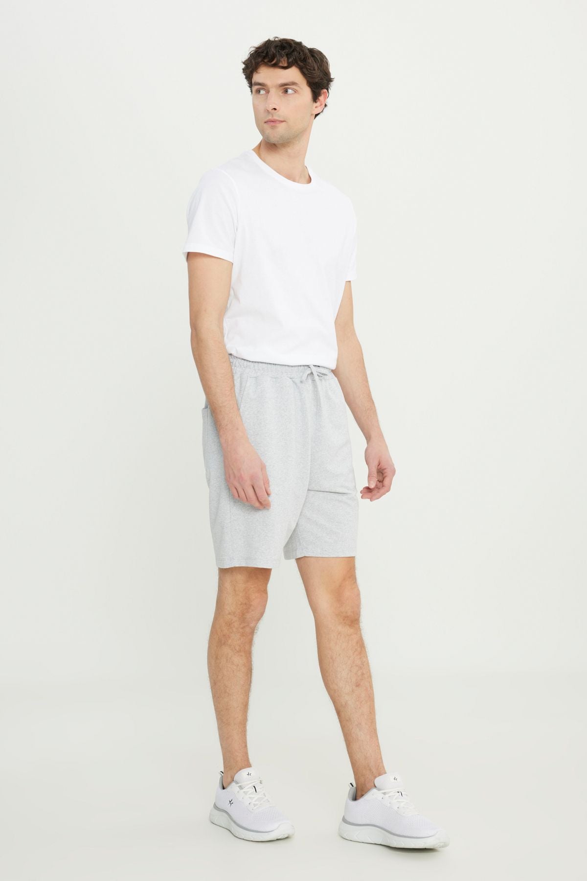 Men's Gray Melanj Standard Fit Normal Cutting 2 Yarn Pocket Recycle Cotton Knitting Shorts