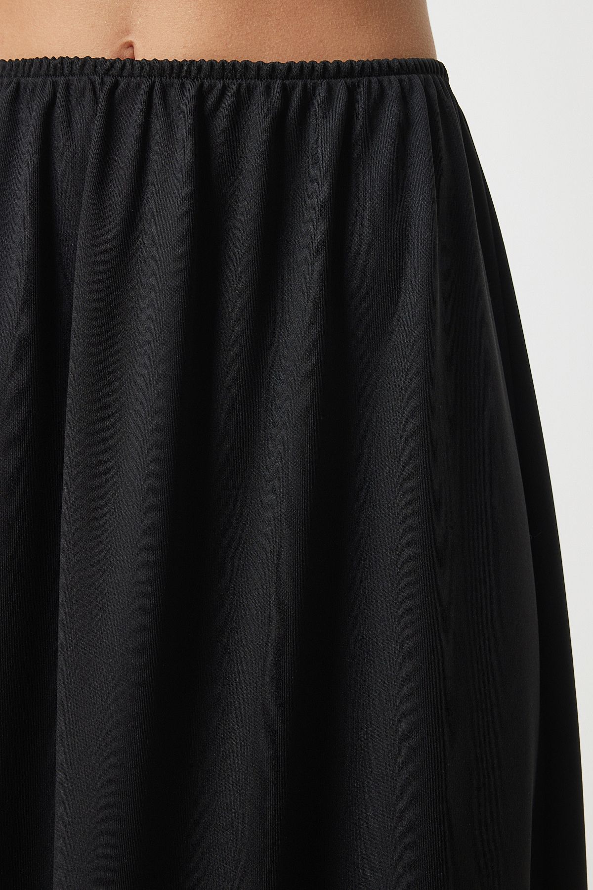 Female Black Waist Lining Skirt ZH00036
