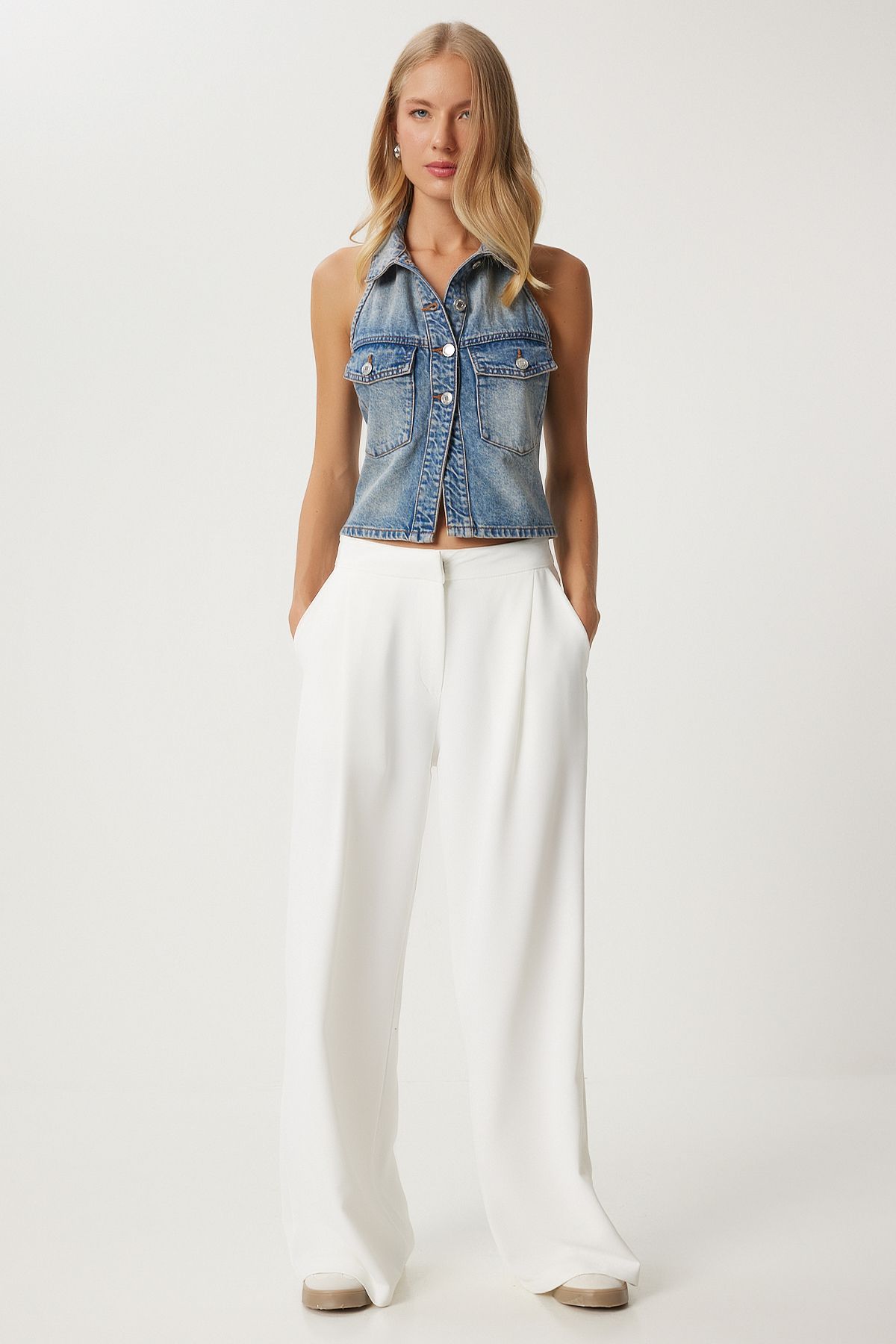 Woman White Pleated Weaving Palazzo Pants UL00038