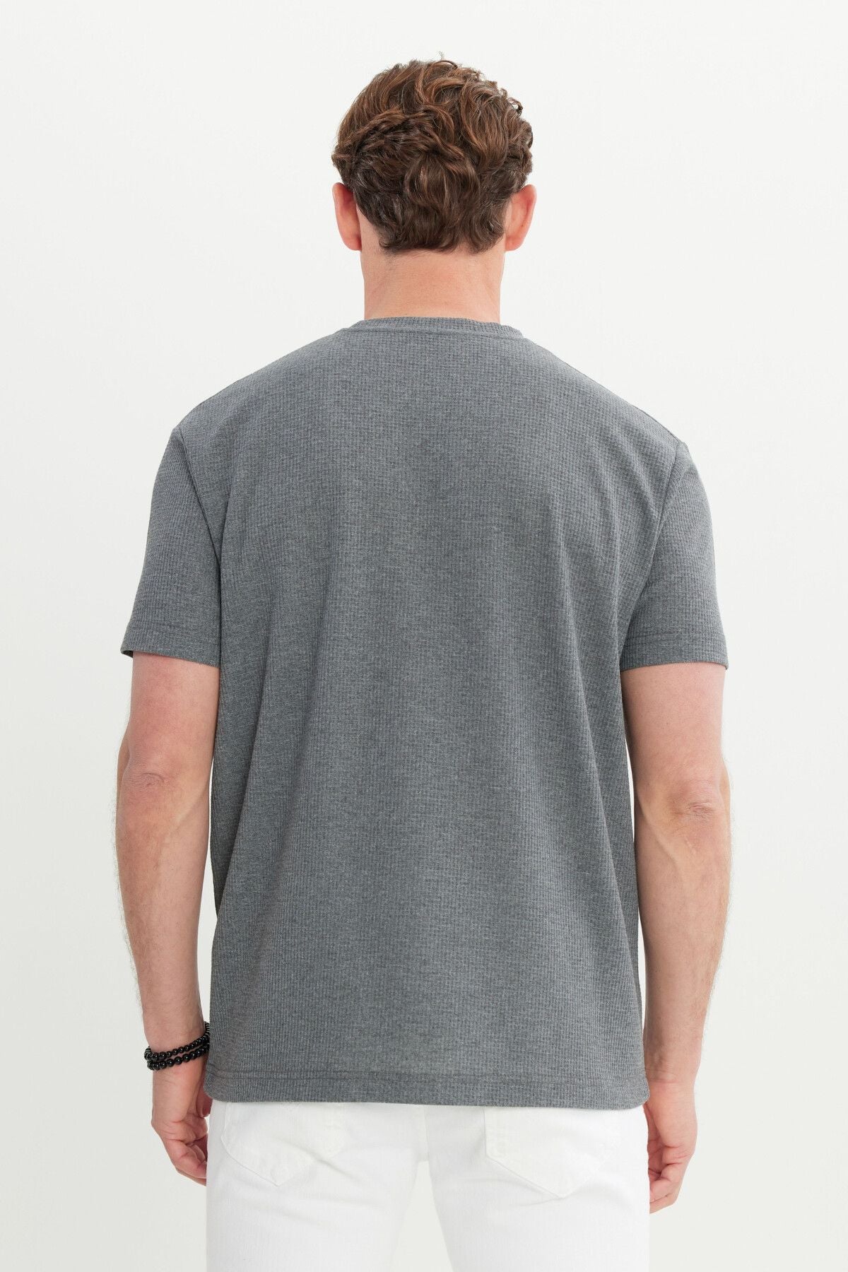 Men's anthracite-melanj cotton modern fit comfortable cut bike collar wafer patterned T-shirt