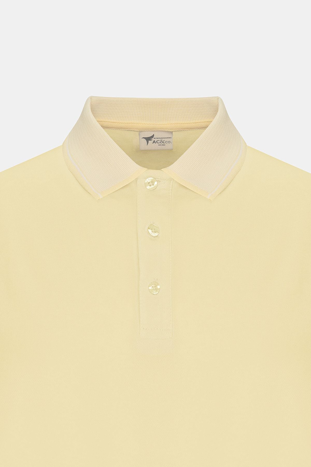 Men-drawn cotton fabric slim fit narrow cut yellow-white curled polo collar t-shirt