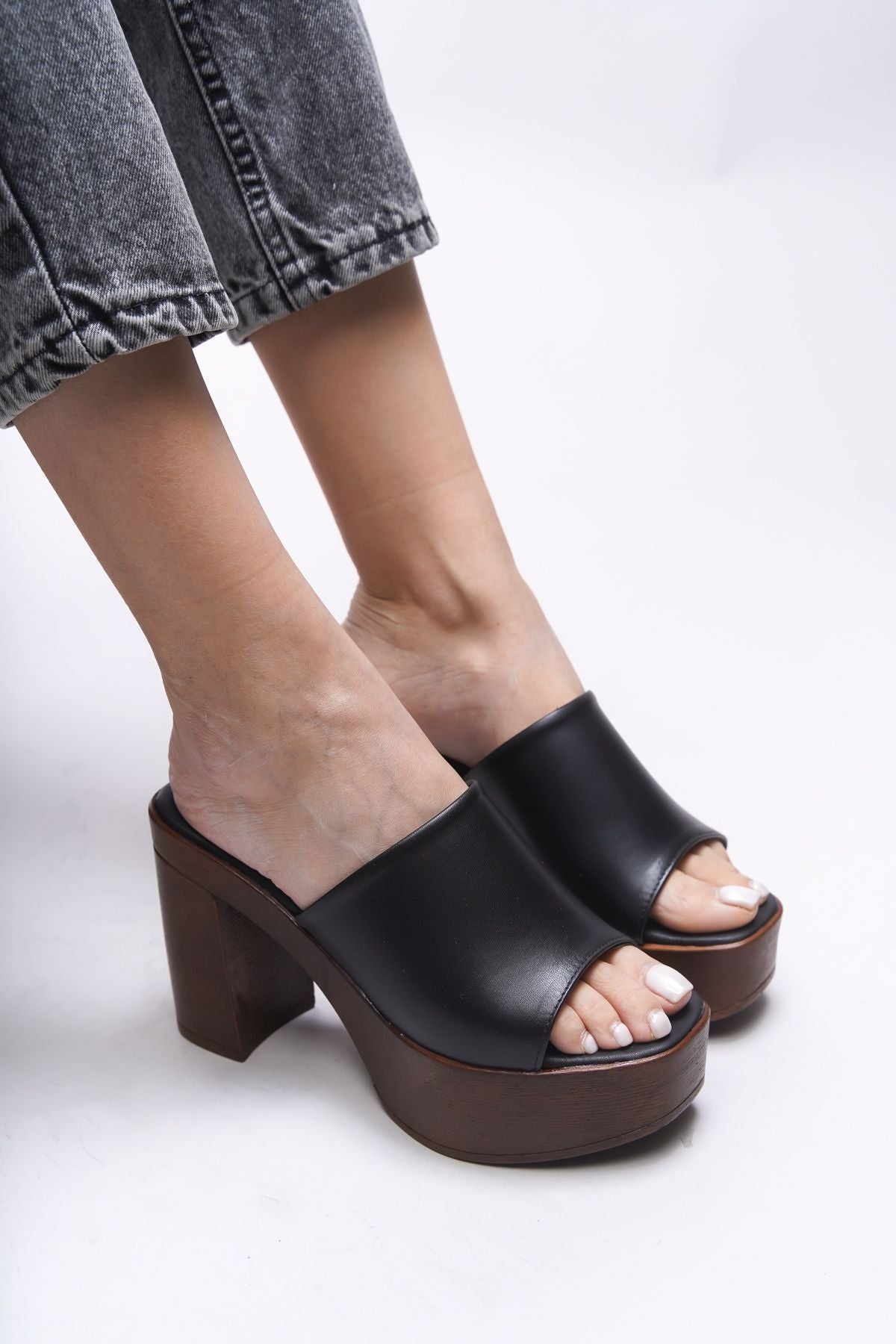 Jislantha Woman Heels Slippers 0012763 Black