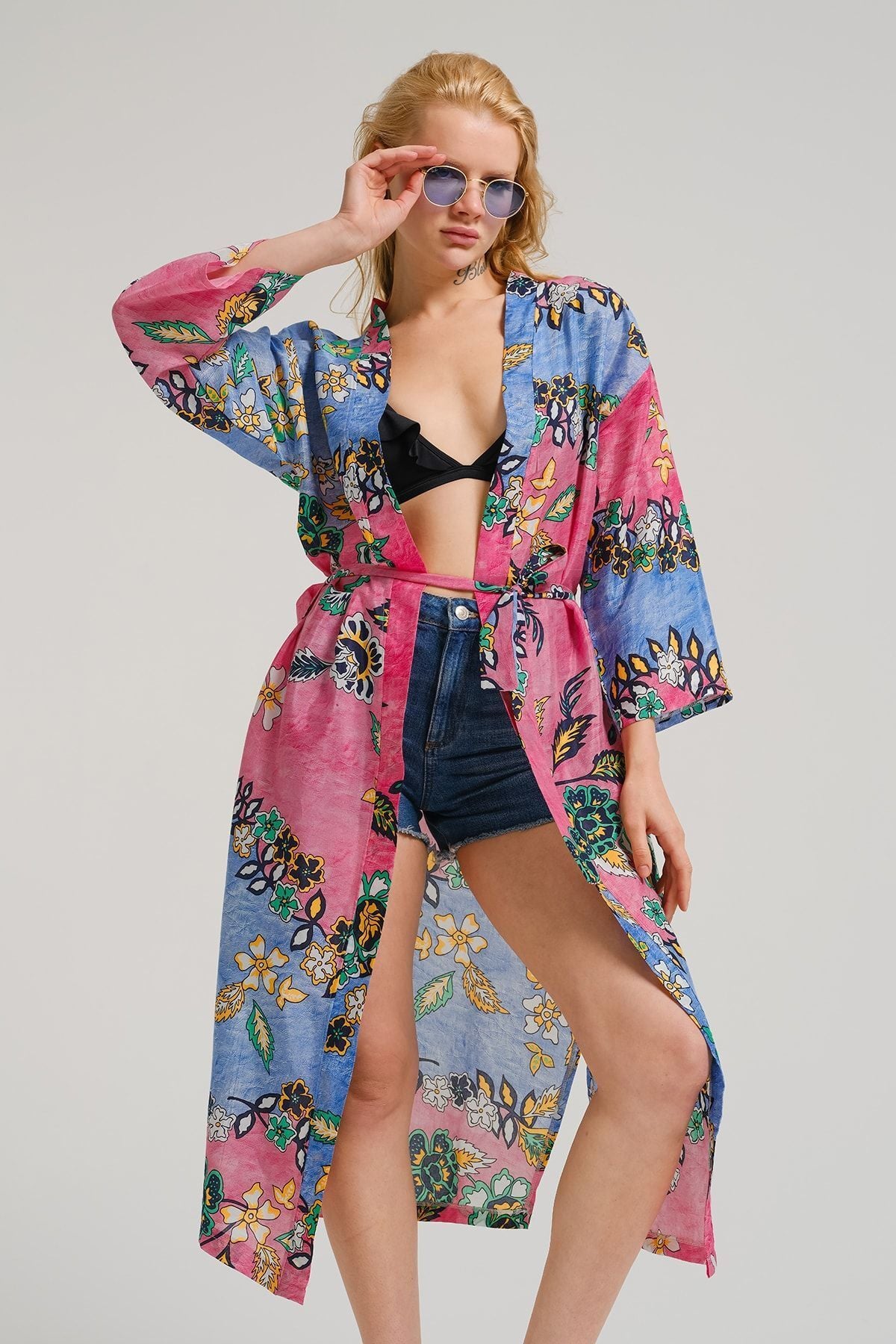 Woman Long Kimono Arm-221120 with pink patterned