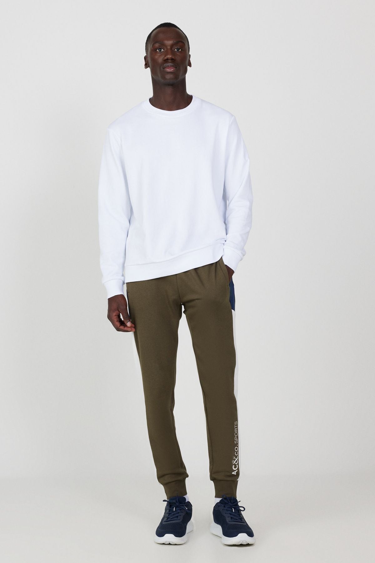 Male Khaki Standard Fit Normal Cutter Cotton Satatoes Six