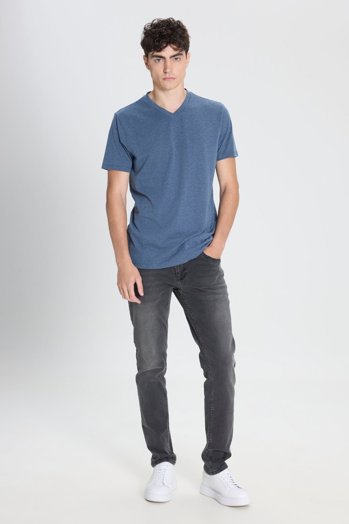 Men's cotton V -neck Indigo Melanj Slim fit narrow cut T -shirt