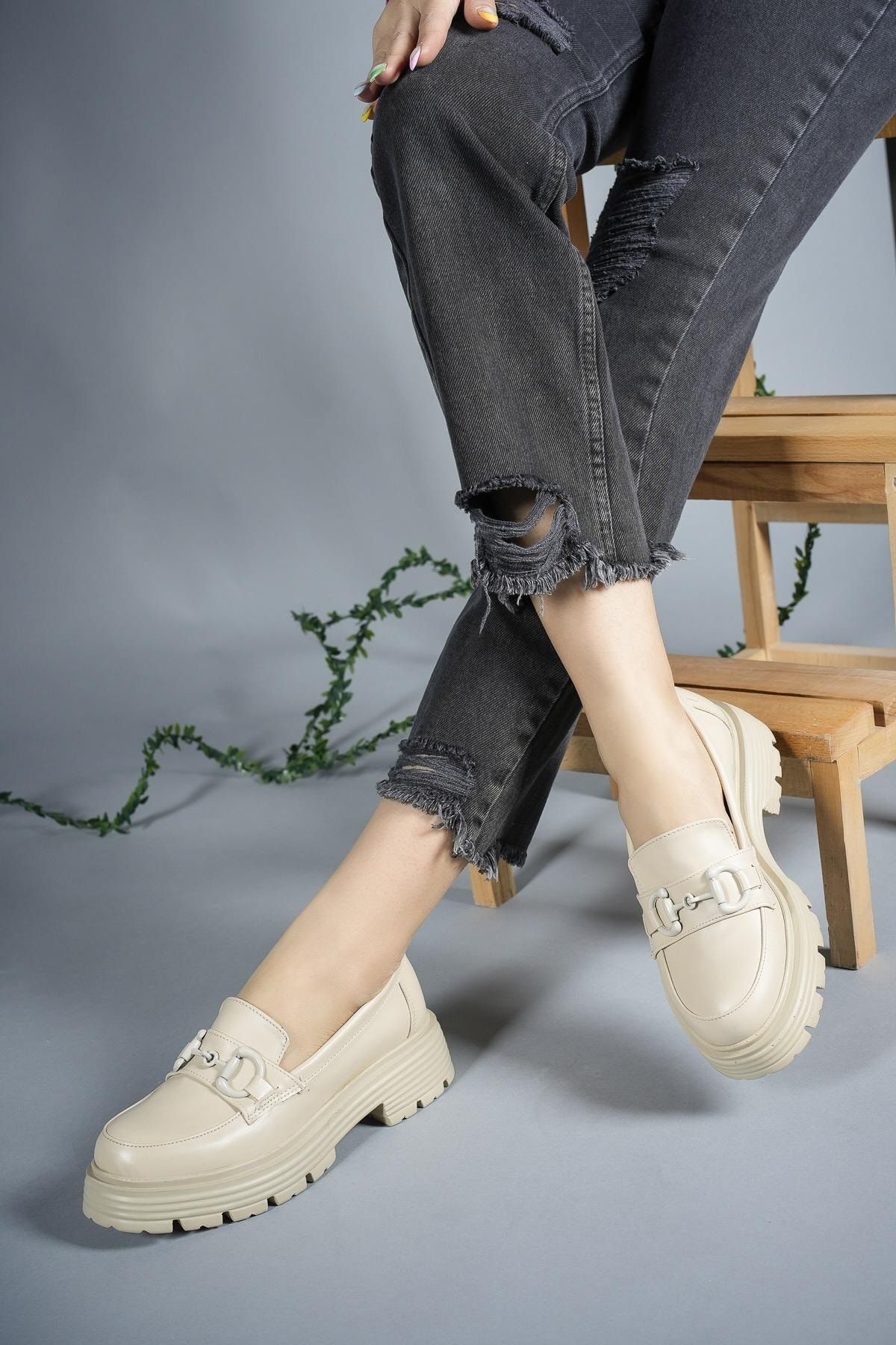 Woman Daily Loafer Shoes Skin From 0012910