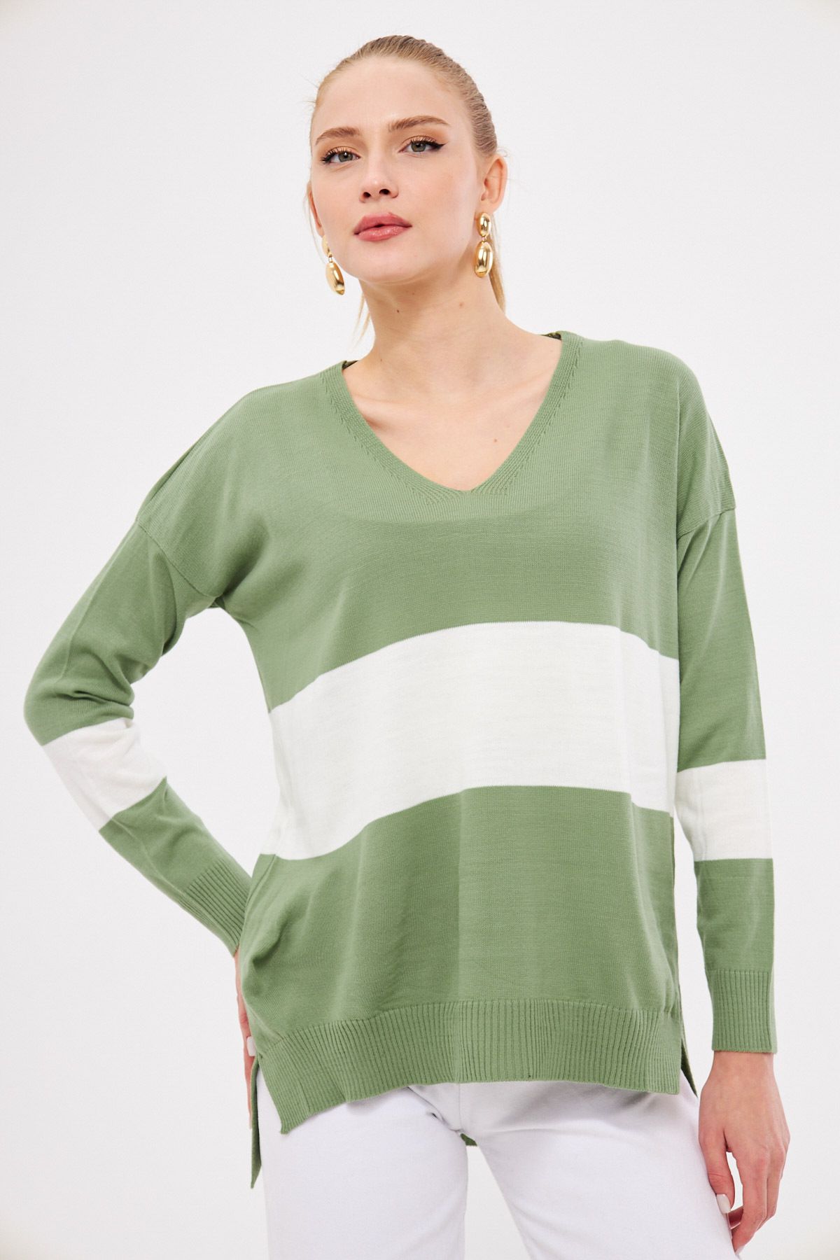 Women's Cagla Green V-Neck Two Color front Short Back Long Knitwear Sweater Arm-25k012014